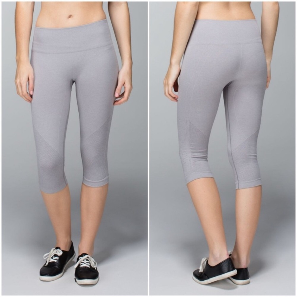 LULULEMON In The Flow Crop‎ II / size 4